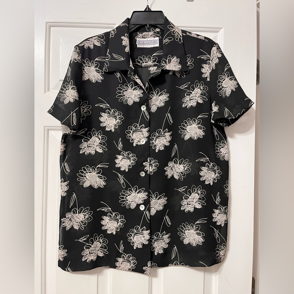 JESSICA HOWARD Black and White Button Down Shirt